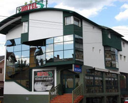 Hotel S
